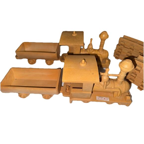 Vintage LIONEL Happy Huff-N-Puff 1970s HH&P Toy Push Train Set Resin w 12 Tracks - Picture 3 of 13